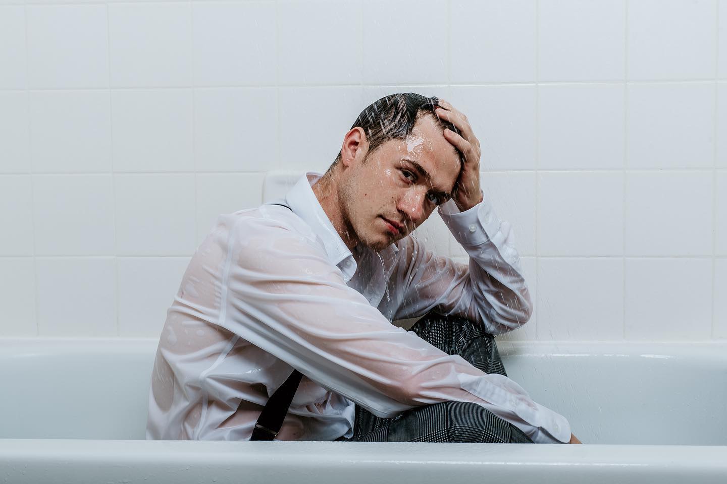 /static/media/bathtub.3e874326.jpg